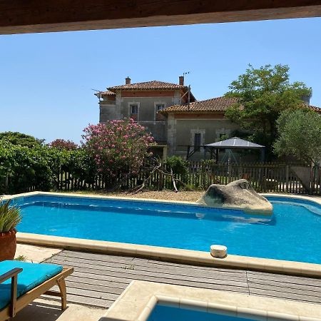 보베르 Les Pierrades En Camargue 빌라 외부 사진